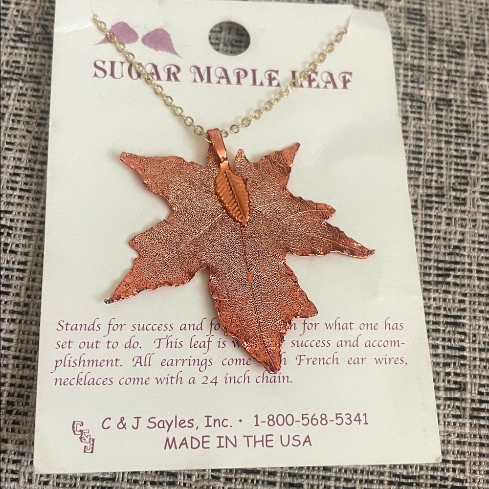 Copper-ToneSugar‎ Maple Leaf Pendant Necklace 24 “ chain